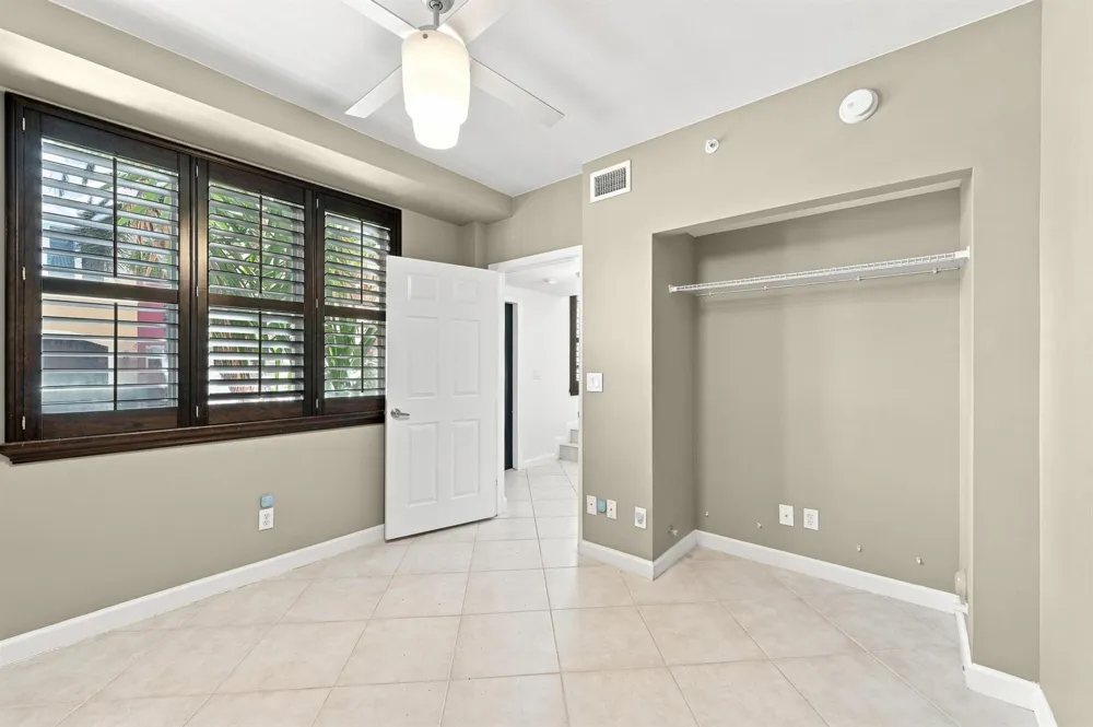2332 Vintage Drive Lighthouse Point, FL 33064