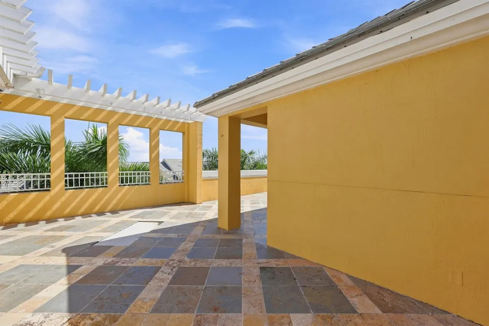 2332 Vintage Drive Lighthouse Point, FL 33064
