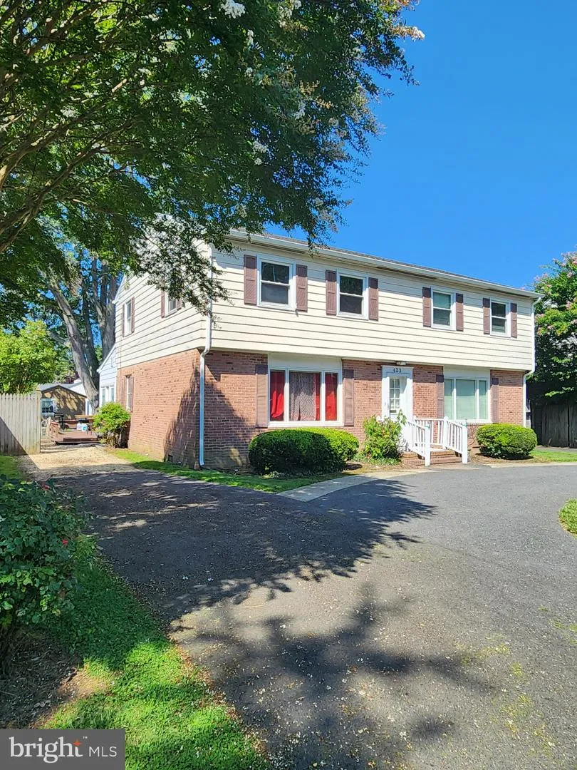423 S WASHINGTON STREET Easton, MD 21601