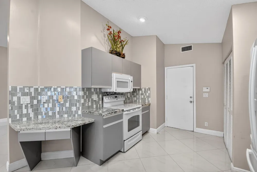 7891 Sailing Shores Terrace Boynton Beach, FL 33437