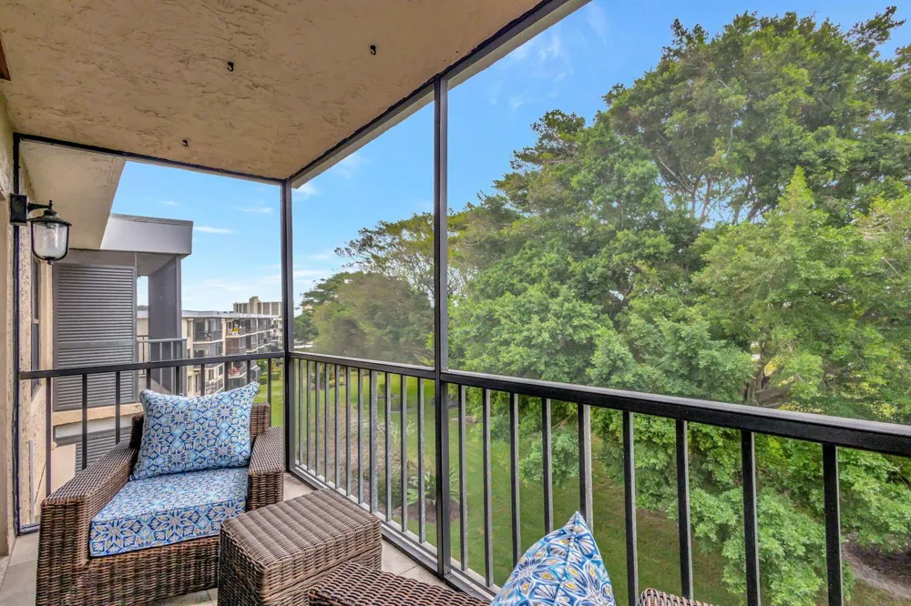 300 A1A Highway #403 O Jupiter, FL 33477