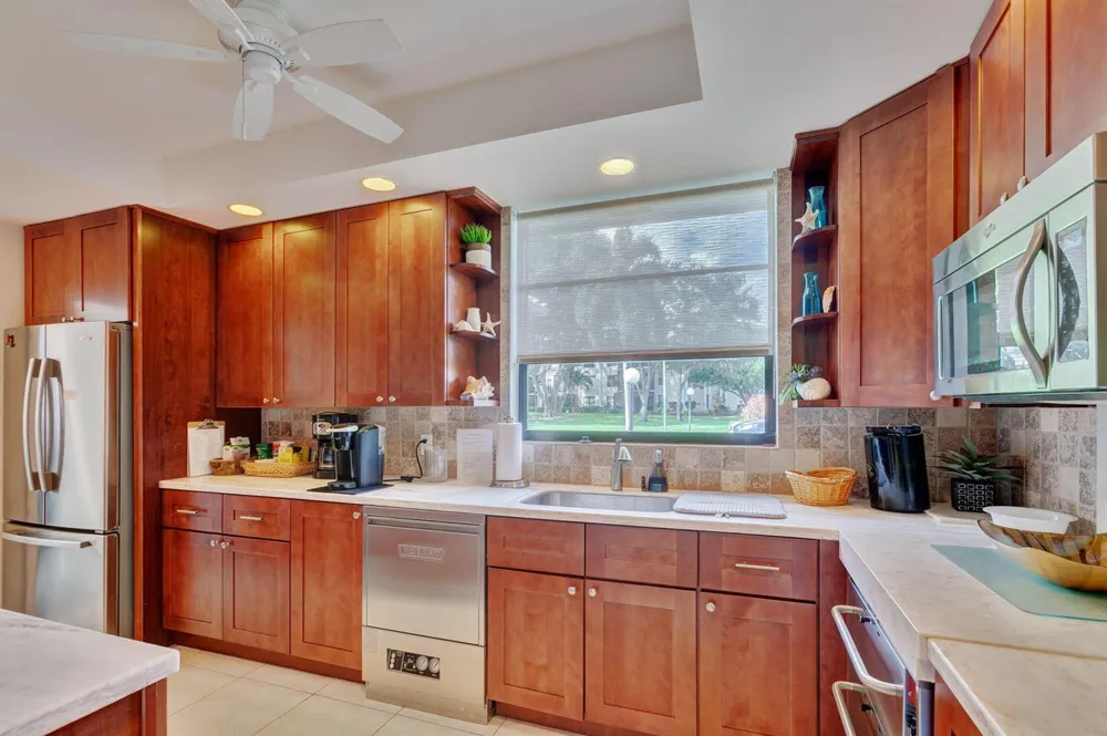 300 A1A Highway #403 O Jupiter, FL 33477