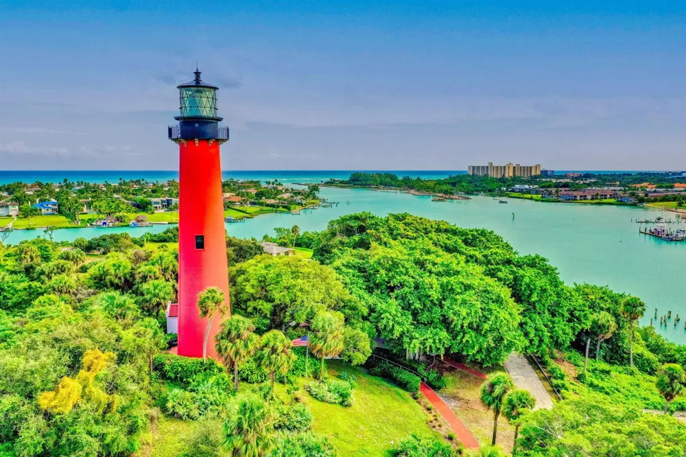 300 A1A Highway #403 O Jupiter, FL 33477