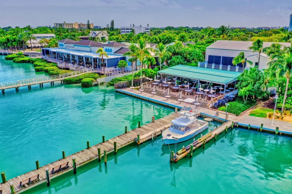 300 A1A Highway #403 O Jupiter, FL 33477