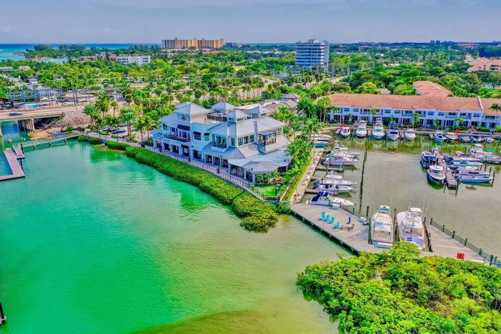 300 A1A Highway #403 O Jupiter, FL 33477