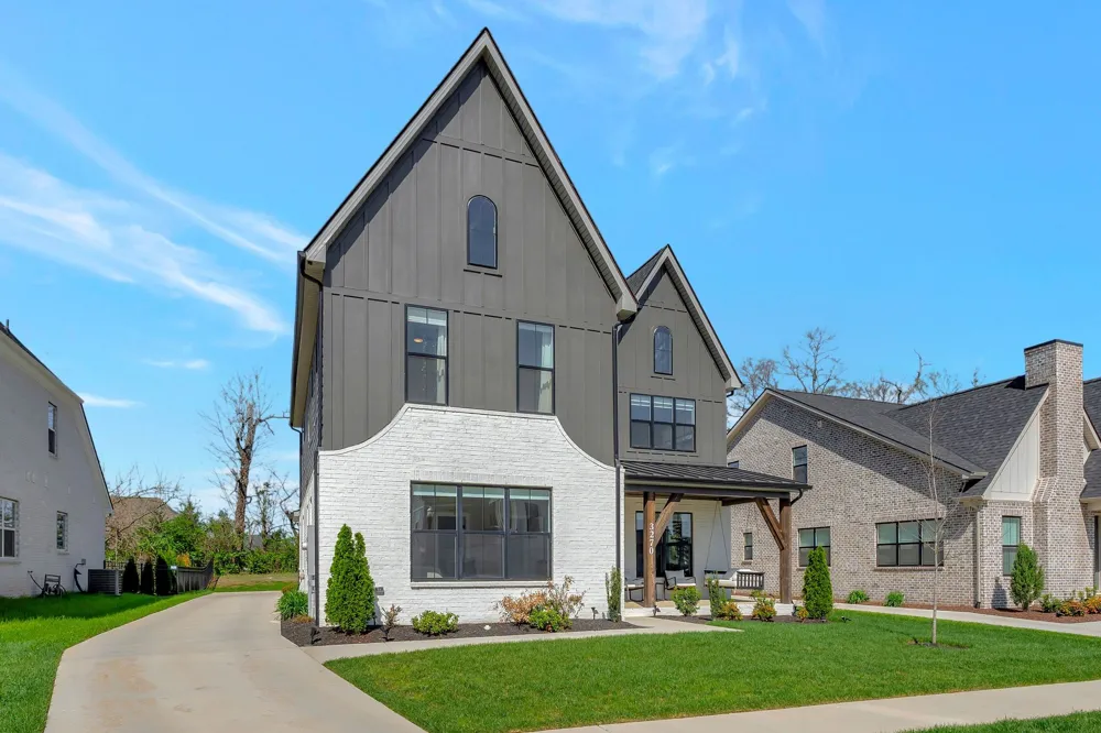 3270 Sassafras Ln Thompsons Station, TN 37179