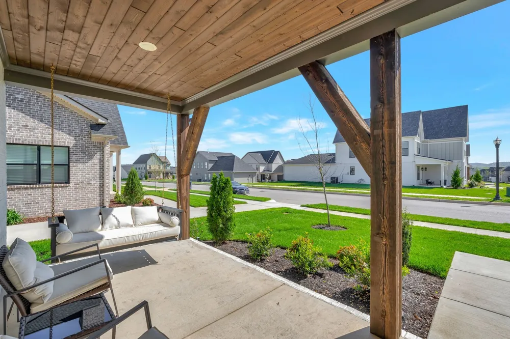 3270 Sassafras Ln Thompsons Station, TN 37179