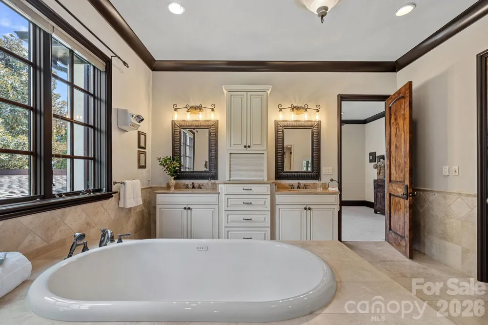 1807 Charden Road Davidson, NC 28036