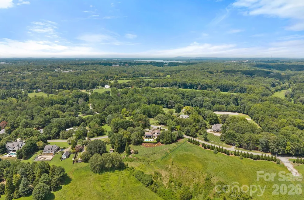 1807 Charden Road Davidson, NC 28036
