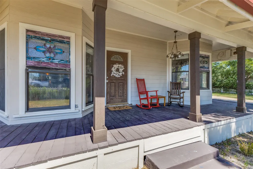401 S 4th Street Crandall, TX 75114