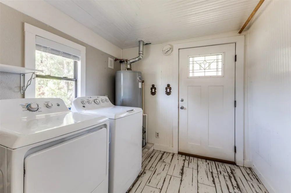 401 S 4th Street Crandall, TX 75114