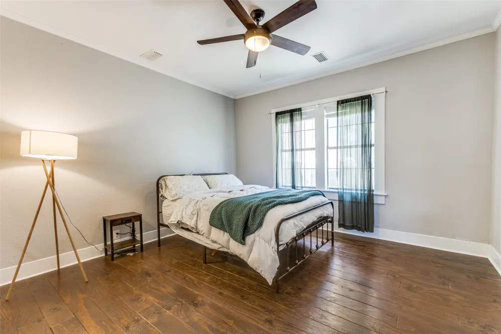 401 S 4th Street Crandall, TX 75114