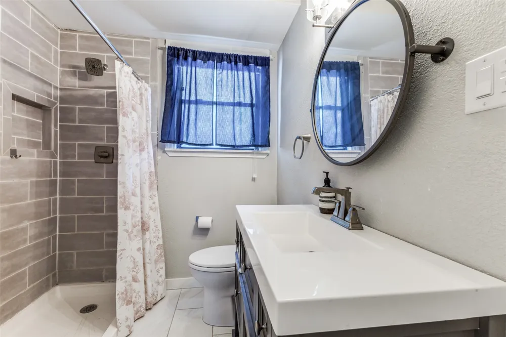401 S 4th Street Crandall, TX 75114