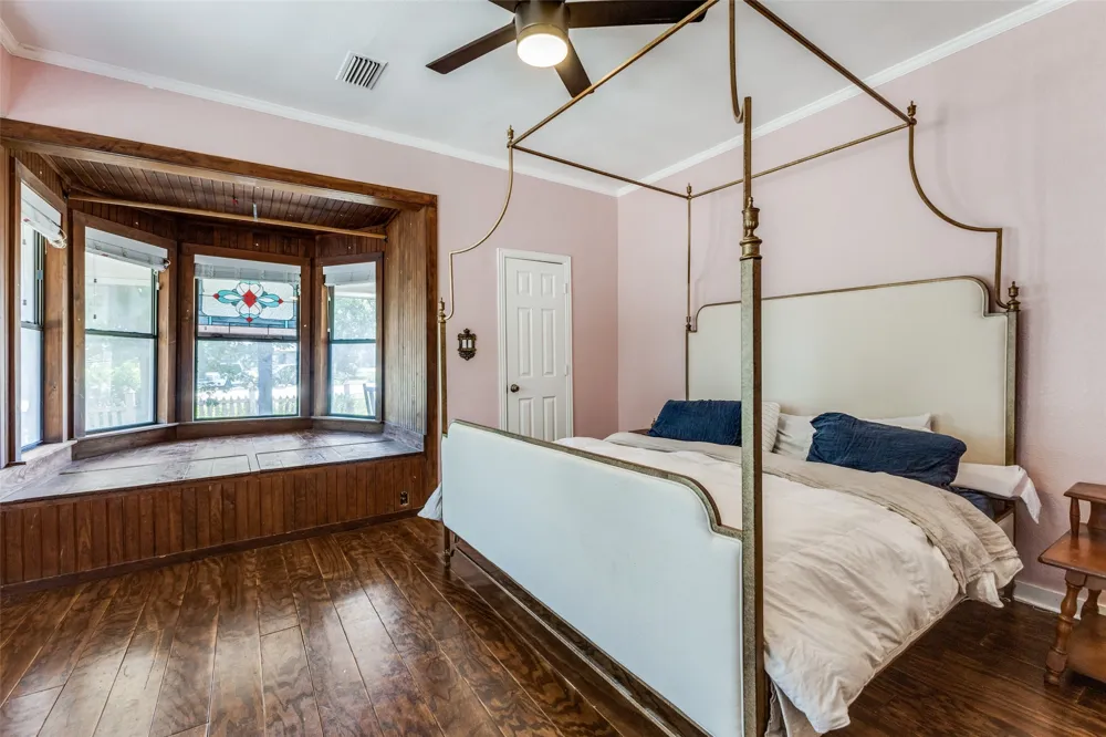 401 S 4th Street Crandall, TX 75114