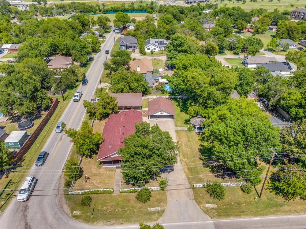 401 S 4th Street Crandall, TX 75114