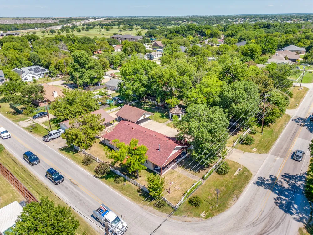401 S 4th Street Crandall, TX 75114