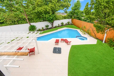 12002 S Circle Drive