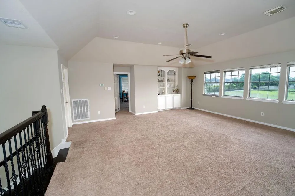 2006 Pebble Lane Friendswood, TX 77546
