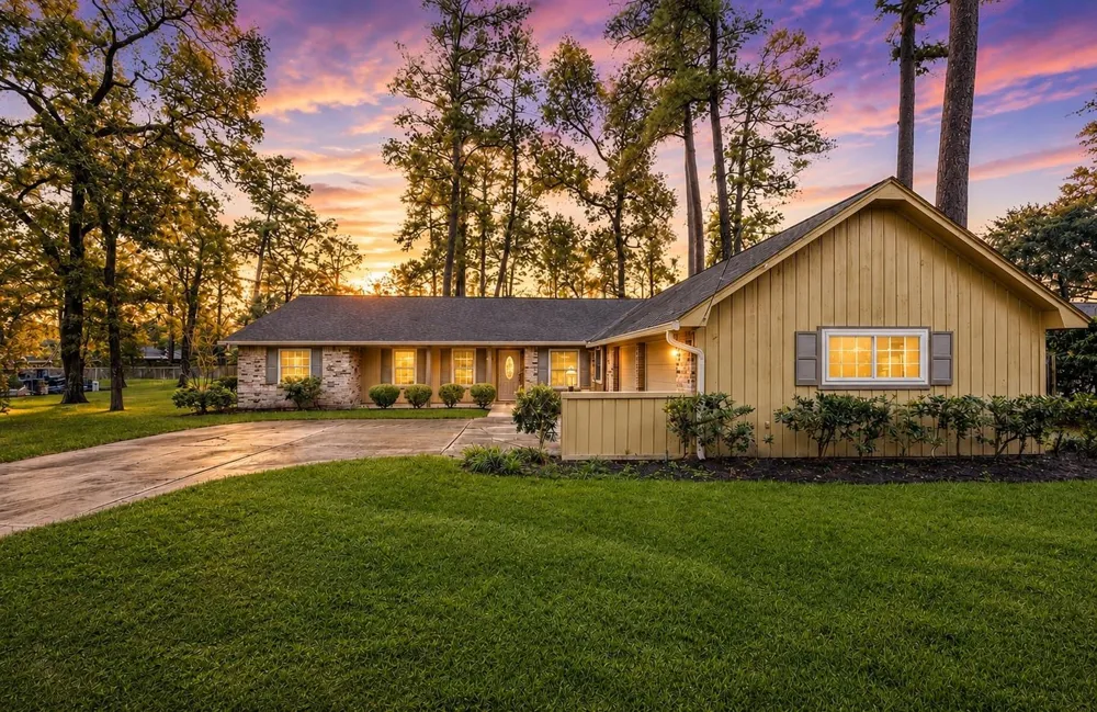 714 Golden Bear Lane Kingwood, TX 77339