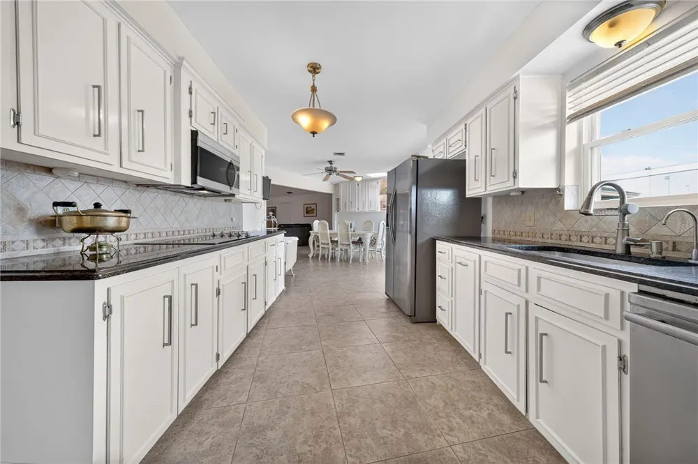 6818 Sahara Drive Corpus Christi, TX 78412