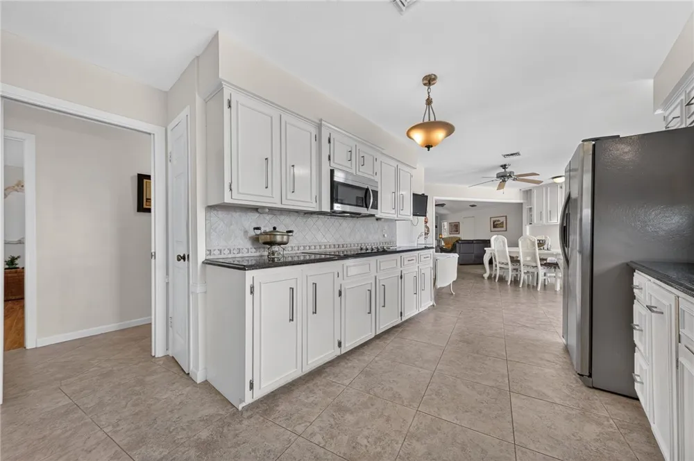 6818 Sahara Drive Corpus Christi, TX 78412