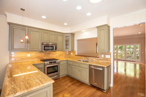 154 White Oak Drive