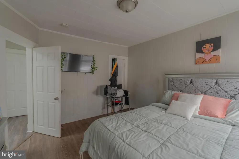 4909 LITCHFIELD AVENUE Baltimore, MD 21215