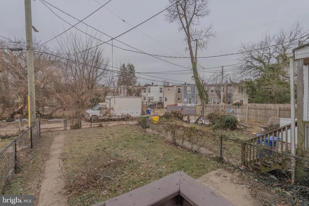 4909 LITCHFIELD AVENUE Baltimore, MD 21215