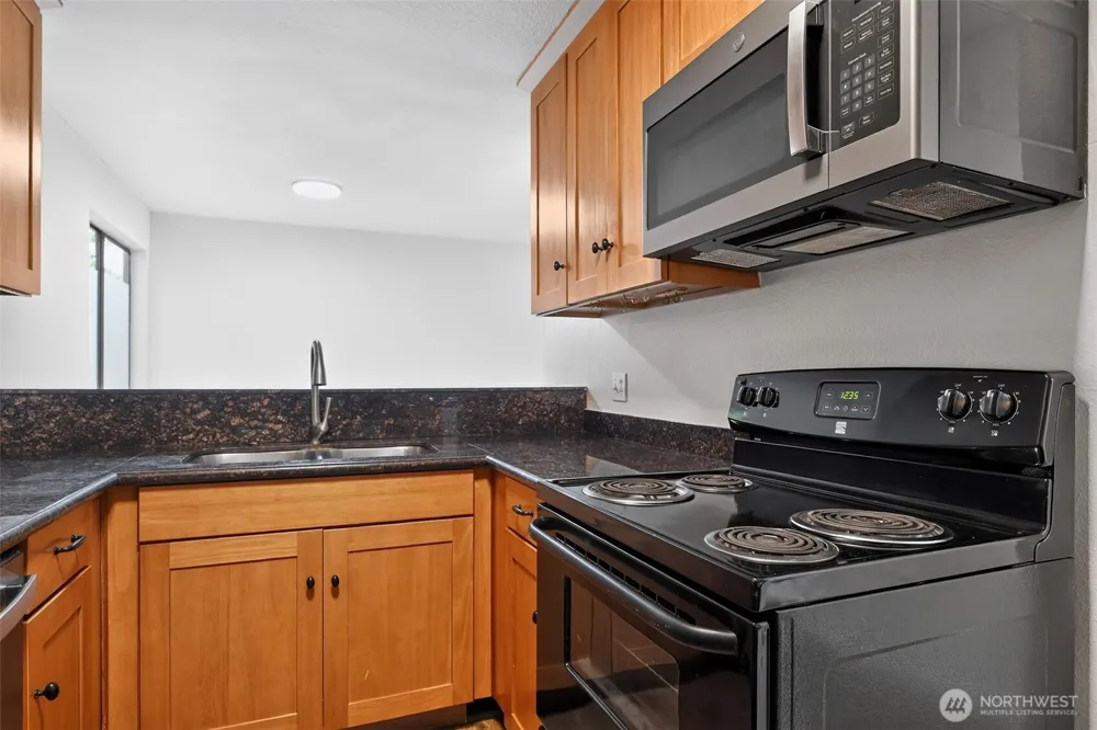 2508 S 317th Street #208 Federal Way, WA 98003