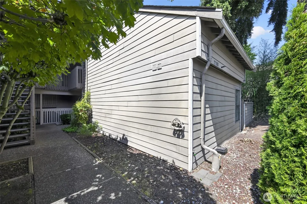 2508 S 317th Street #208 Federal Way, WA 98003