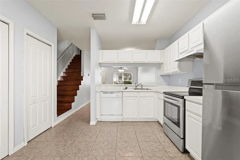 2369 LAKE WOODBERRY CIRCLE Brandon, FL 33510