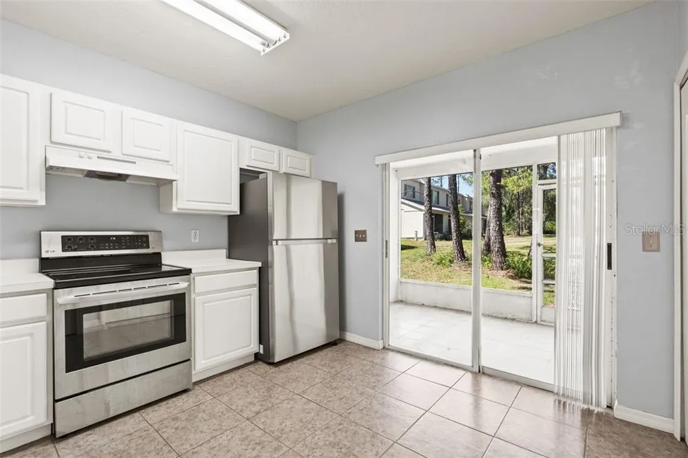 2369 LAKE WOODBERRY CIRCLE Brandon, FL 33510
