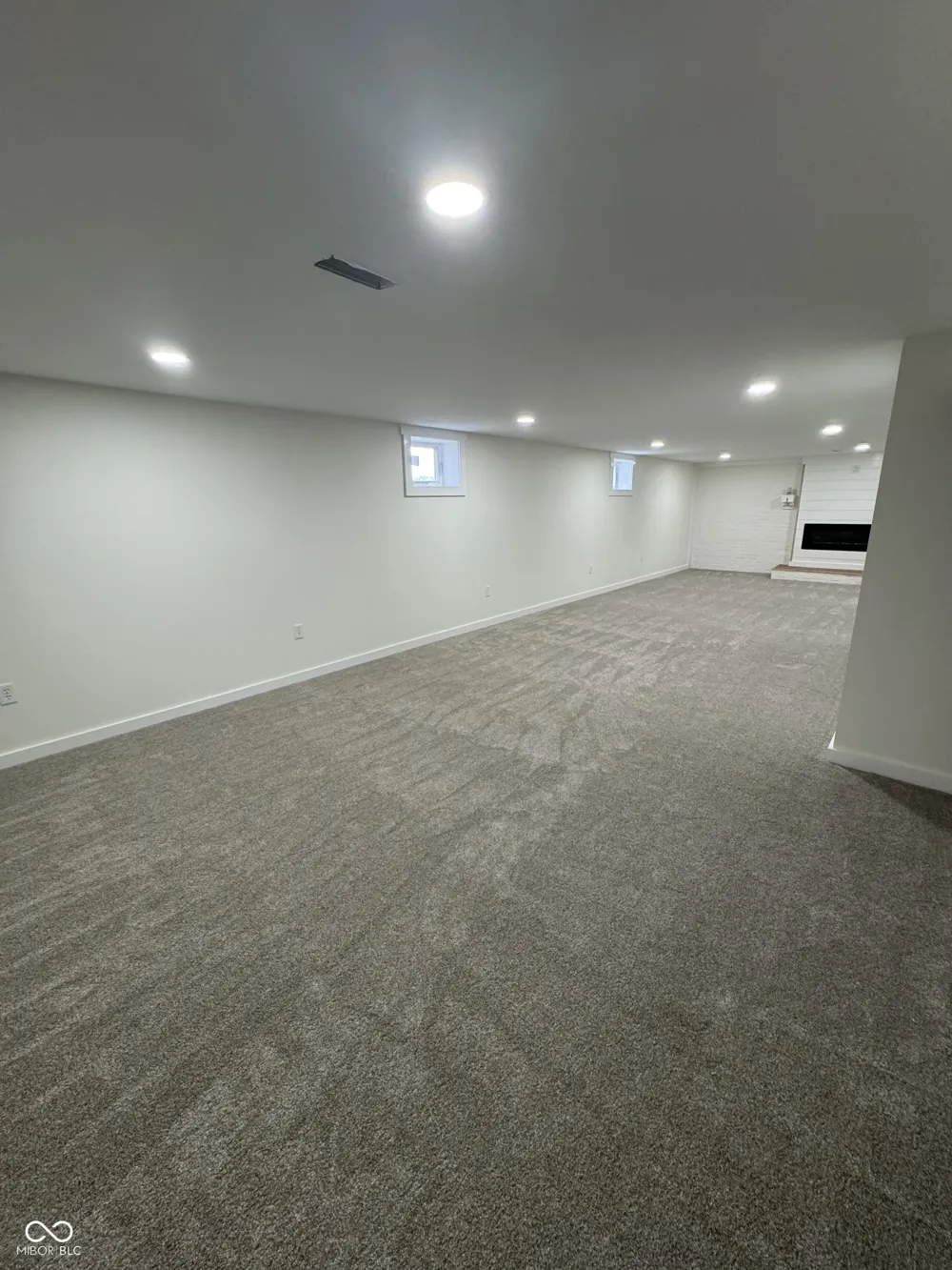 3218 W 260 N ROAD Covington, IN 47932