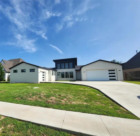 6776 E 127th Place