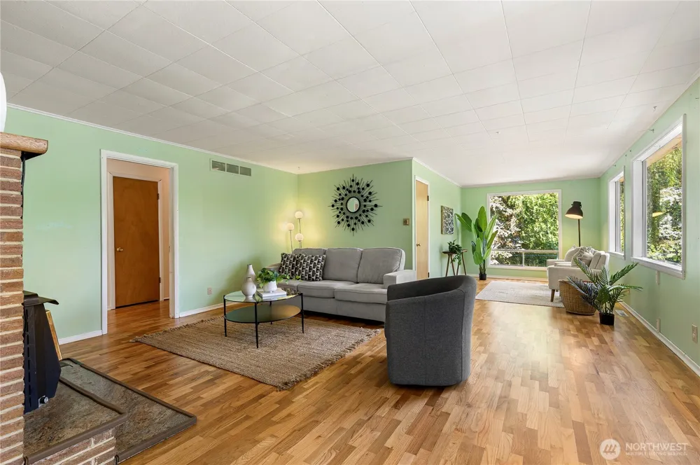 20509 State Highway 305 NE Poulsbo, WA 98370