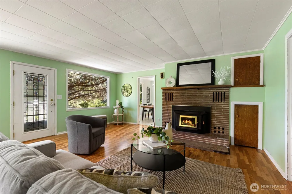 20509 State Highway 305 NE Poulsbo, WA 98370