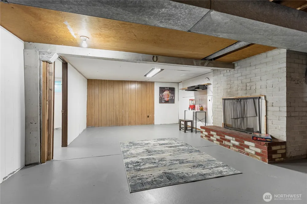 20509 State Highway 305 NE Poulsbo, WA 98370