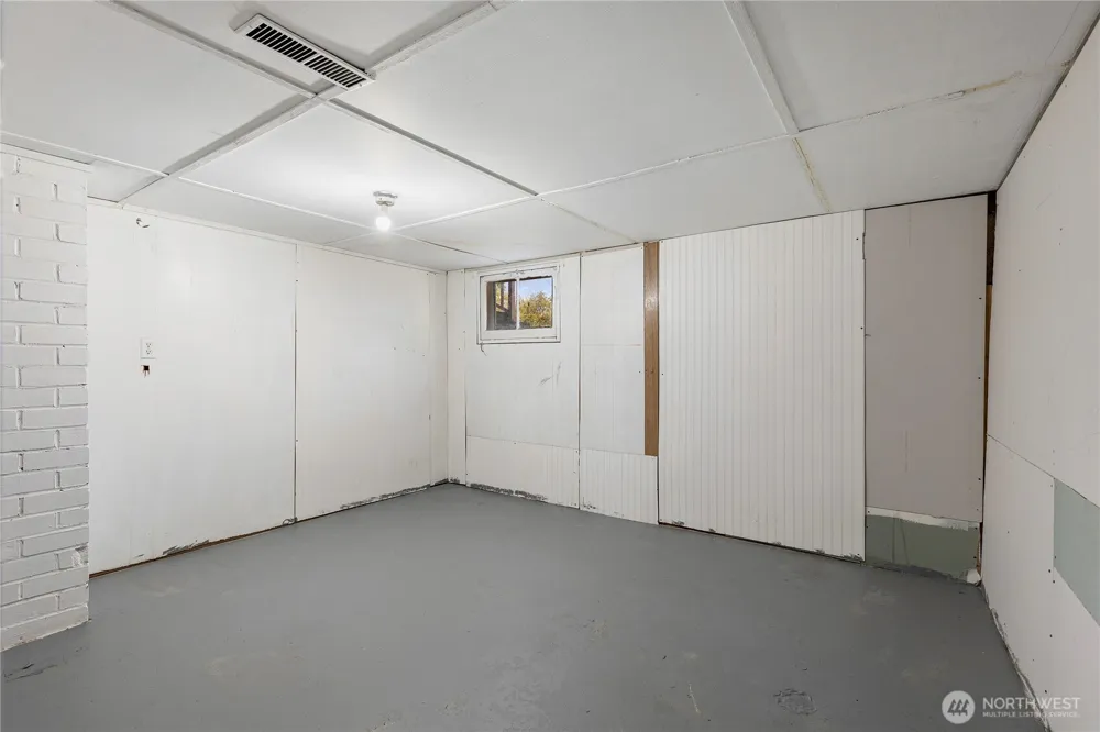 20509 State Highway 305 NE Poulsbo, WA 98370
