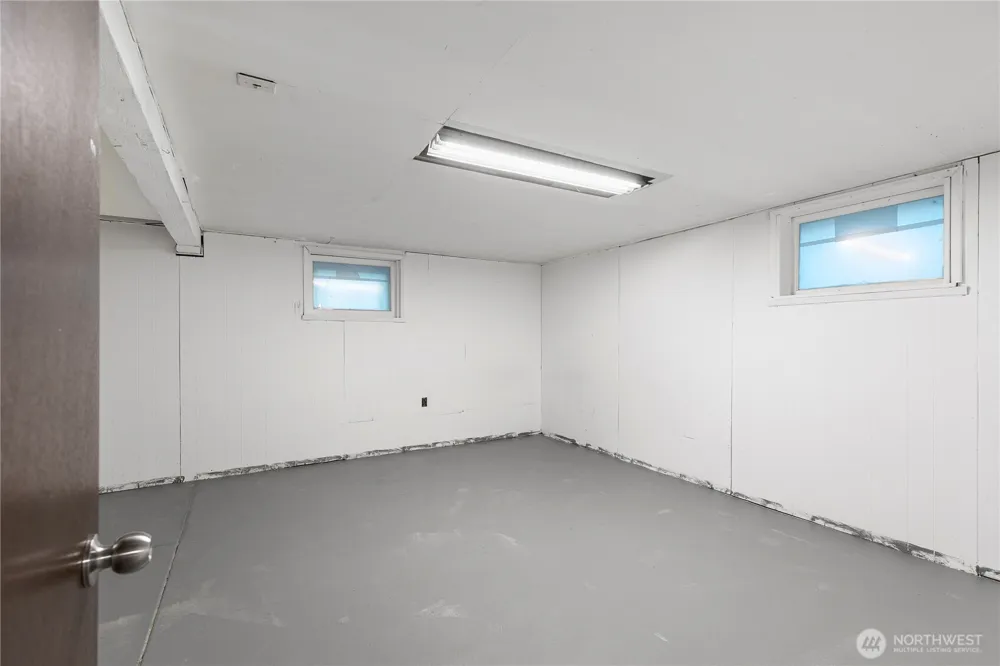 20509 State Highway 305 NE Poulsbo, WA 98370