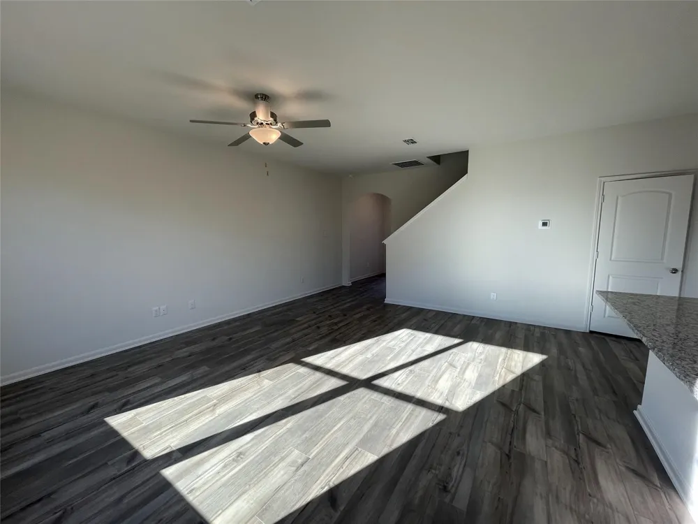 2103 Hialeah Drive Seagoville, TX 75159