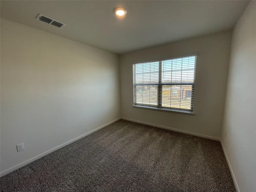 2103 Hialeah Drive Seagoville, TX 75159