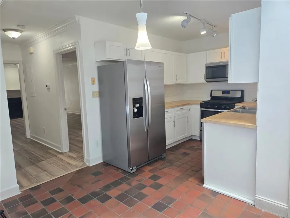 7500 Roswell Road #75 Sandy Springs, GA 30350