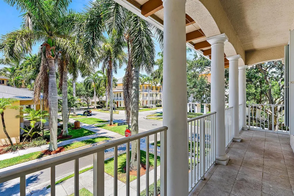 4225 E Main Street Jupiter, FL 33458