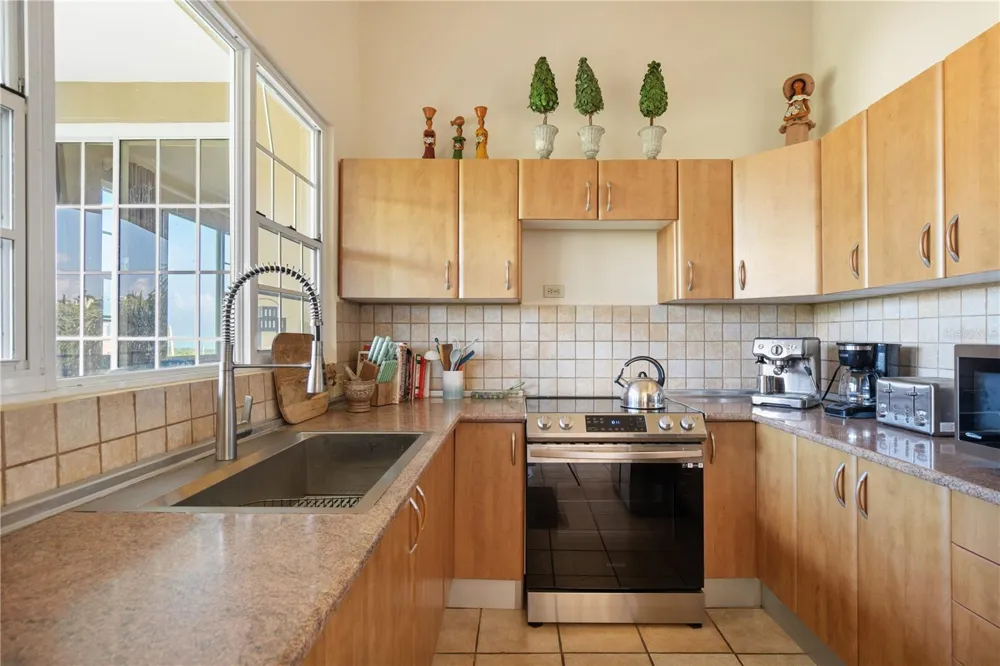 1 COSTA DORADA #B303 Rio Grande, PR 00745