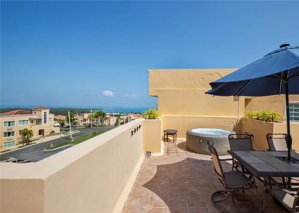 1 COSTA DORADA #B303 Rio Grande, PR 00745