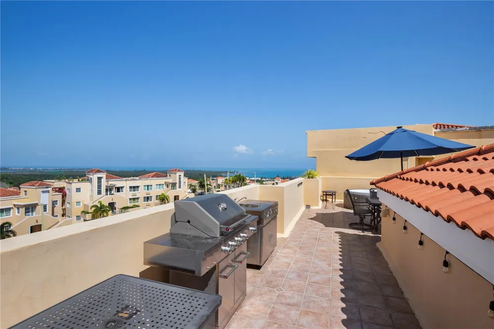 1 COSTA DORADA #B303 Rio Grande, PR 00745