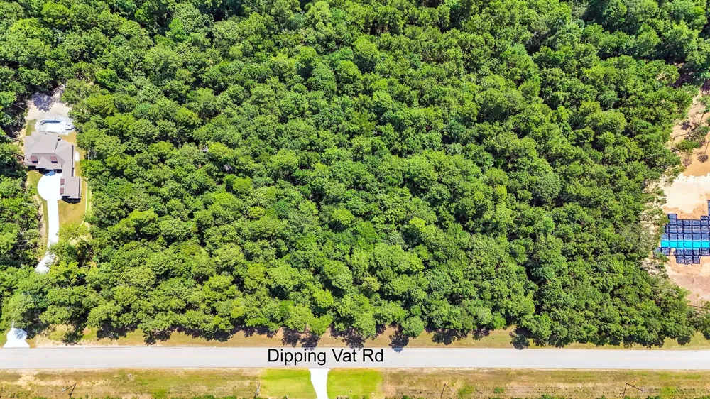 1 Dipping Vat Road Huntsville, TX 77340
