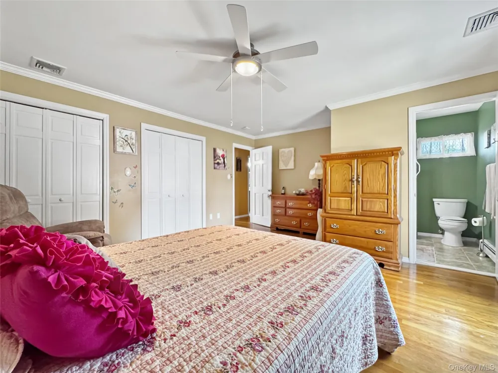 2810 Charles Road Wantagh, NY 11793