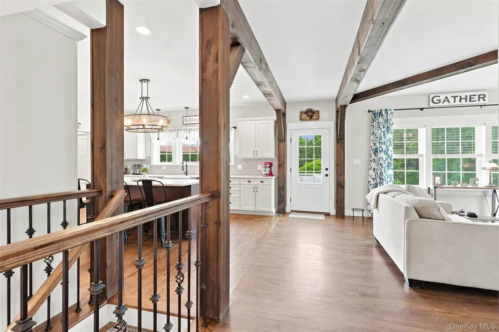 158 Reiss Road Middletown, NY 10940