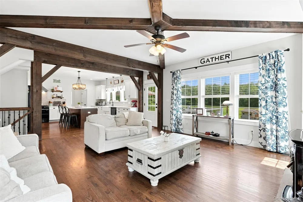 158 Reiss Road Middletown, NY 10940